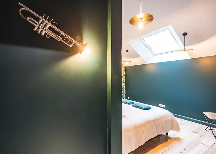 Escale En Ardennes ***** *