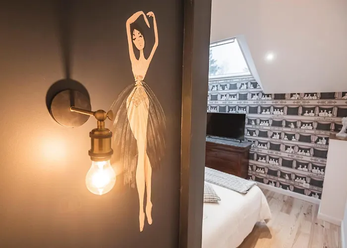 Escale En Ardennes ***** Nyaraló *