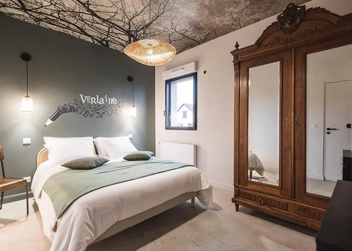 Escale En Ardennes ***** *